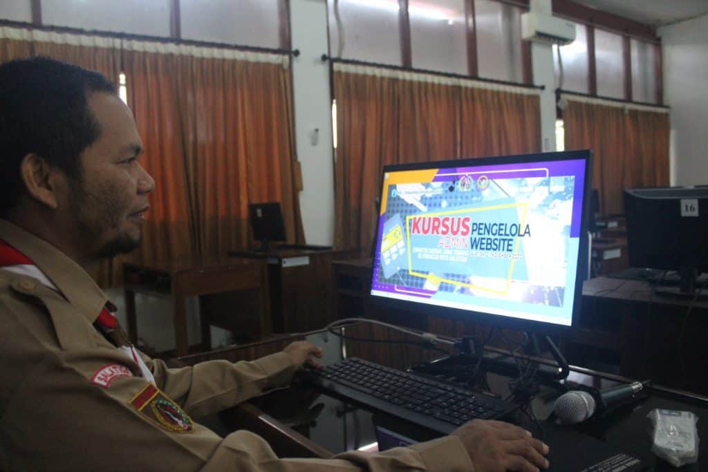 Pelatihan Tim Pengelola Website, Kwarcab Kota Salatiga Mantapkan Pemberitaan Kepramukaan Pelatihan Tim Pengelola Website, Kwarcab Kota Salatiga Mantapkan Pemberitaan Kepramukaan