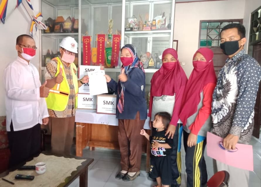 Gudep SMK Islam MH Luwungragi Peduli Banjir Bantarkawung Gudep SMK Islam MH Luwungragi Peduli Banjir Bantarkawung