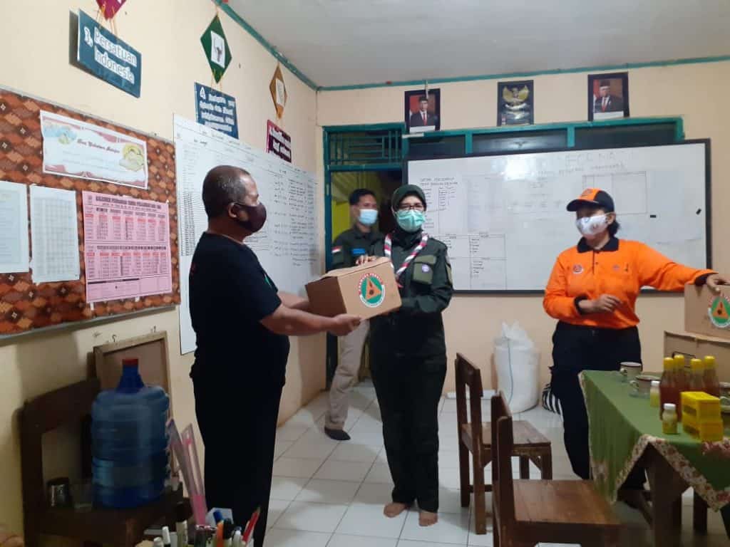 Kwarda Jateng Apresiasi Posko Pramuka Peduli Kwarcab Purbalingga di Desa Sidanegara