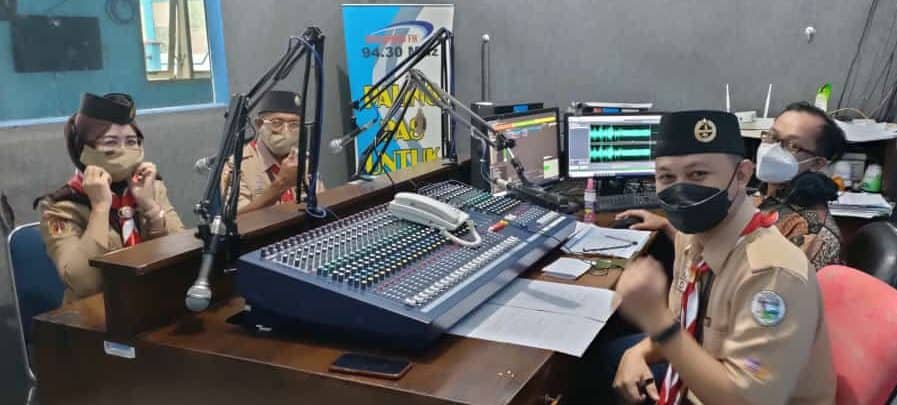 GARUDA CILACAP MENGUDARA DI BERCAHAYA FM 94,30 MHz GARUDA CILACAP MENGUDARA DI BERCAHAYA FM 94,30 MHz