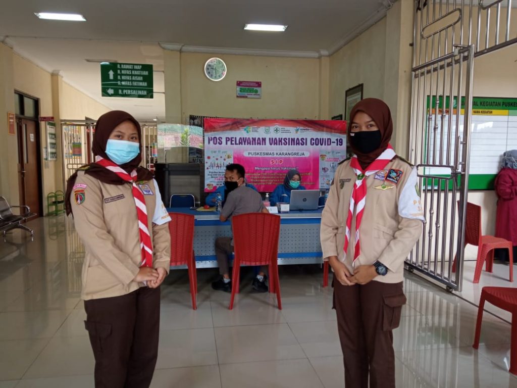 Hebat, Pramuka Saka Bakti Husada Karangreja Dilibatkan Vaksinasi Covid-19.