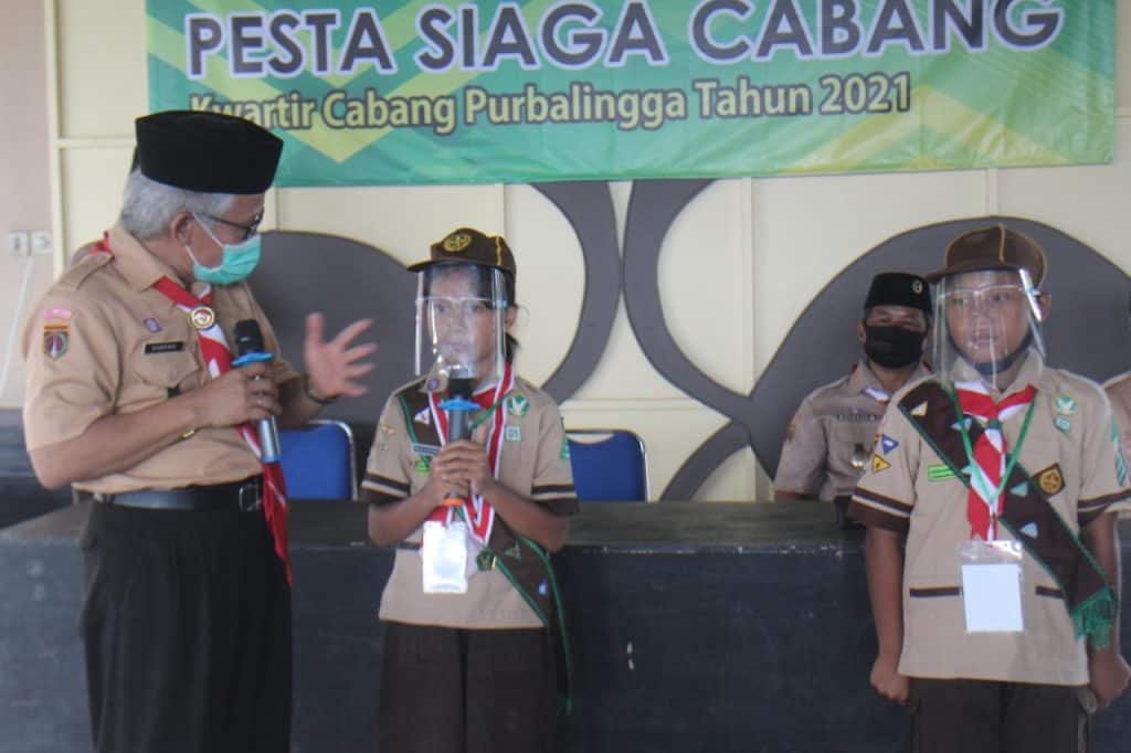 Begini Pesan Ka Kwarcab Yanda Subeno untuk Barung Tergiat 1 dan 2 di Pesta Siaga Purbalingga Begini Pesan Ka Kwarcab Yanda Subeno untuk Barung Tergiat 1 dan 2 di Pesta Siaga Purbalingga