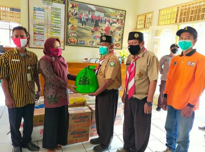 BAKTI PRAMUKA UNTUK PANTI JOMPO, ANAK YATIM PIATU DAN DHUAFA BAKTI PRAMUKA UNTUK PANTI JOMPO, ANAK YATIM PIATU DAN DHUAFA