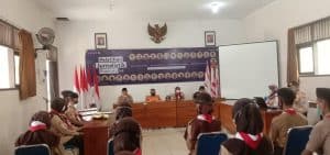 PRAMULI KWARCAB BANJARNGARA IKUTI KARYA BAKTI LEBARAN 2021 – Kwarcab Banjarnegara PRAMULI KWARCAB BANJARNGARA IKUTI KARYA BAKTI LEBARAN 2021 – Kwarcab Banjarnegara