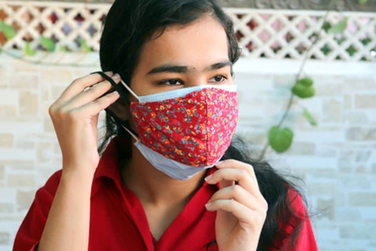 Cara yang Benar Menggunakan Masker Dobel untuk Mencegah Covid-19 – Demak Pramuka Jateng Cara yang Benar Menggunakan Masker Dobel untuk Mencegah Covid-19 – Demak Pramuka Jateng