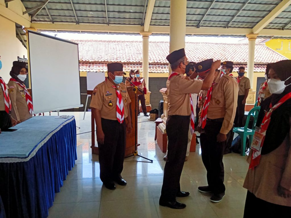 SEBANYAK 40 CALON PENGURUS PRAMUKA PEDULI KWARRAN IKUTI PELATIHAN YANG DISELENGGARAKAN KWARDA JATENG SEBANYAK 40 CALON PENGURUS PRAMUKA PEDULI KWARRAN IKUTI PELATIHAN YANG DISELENGGARAKAN KWARDA JATENG