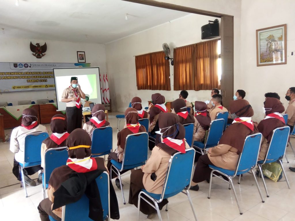 KARAKTER DAN KETELADANAN DAPAT TERBENTUK MELALUI KMD – Kwarcab Banjarnegara KARAKTER DAN KETELADANAN DAPAT TERBENTUK MELALUI KMD – Kwarcab Banjarnegara