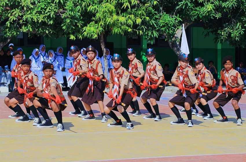 Yel Yel Pramuka Sebagai Penggugah Semangat Yel Yel Pramuka Sebagai Penggugah Semangat