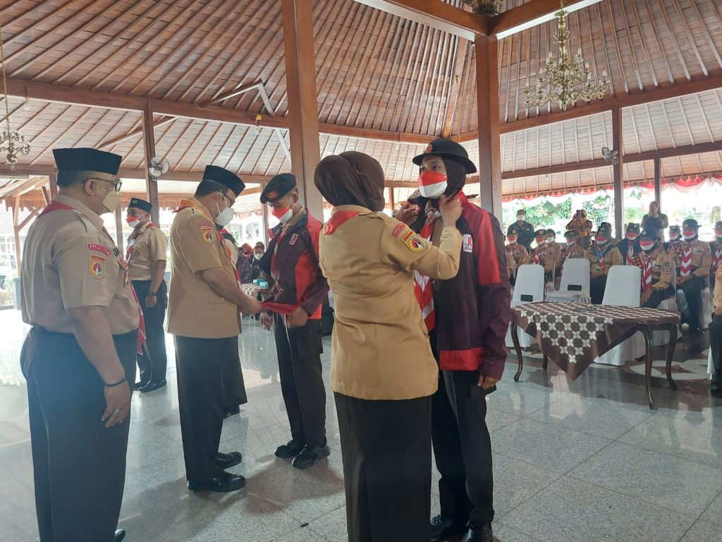 KA MABICAB BANYUMAS LEPAS PESERTA JAMBORE NASIONAL XI KA MABICAB BANYUMAS LEPAS PESERTA JAMBORE NASIONAL XI
