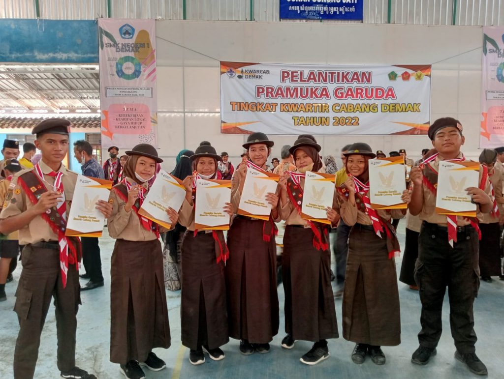 7 Penggalang SMP N 1 Sayung Lolos Garuda – Demak Pramuka Jateng 7 Penggalang SMP N 1 Sayung Lolos Garuda – Demak Pramuka Jateng