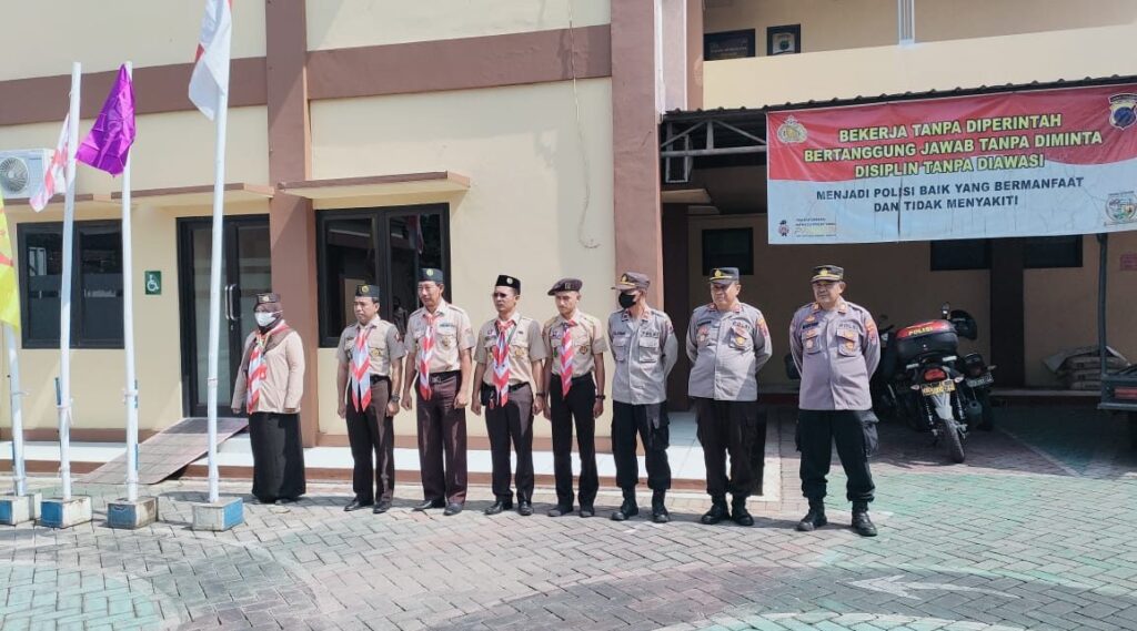 Kasat Binmas Polres Jepara Lepas Kontingen Saka Bhayangkara Kwarcab Jepara Kasat Binmas Polres Jepara Lepas Kontingen Saka Bhayangkara Kwarcab Jepara