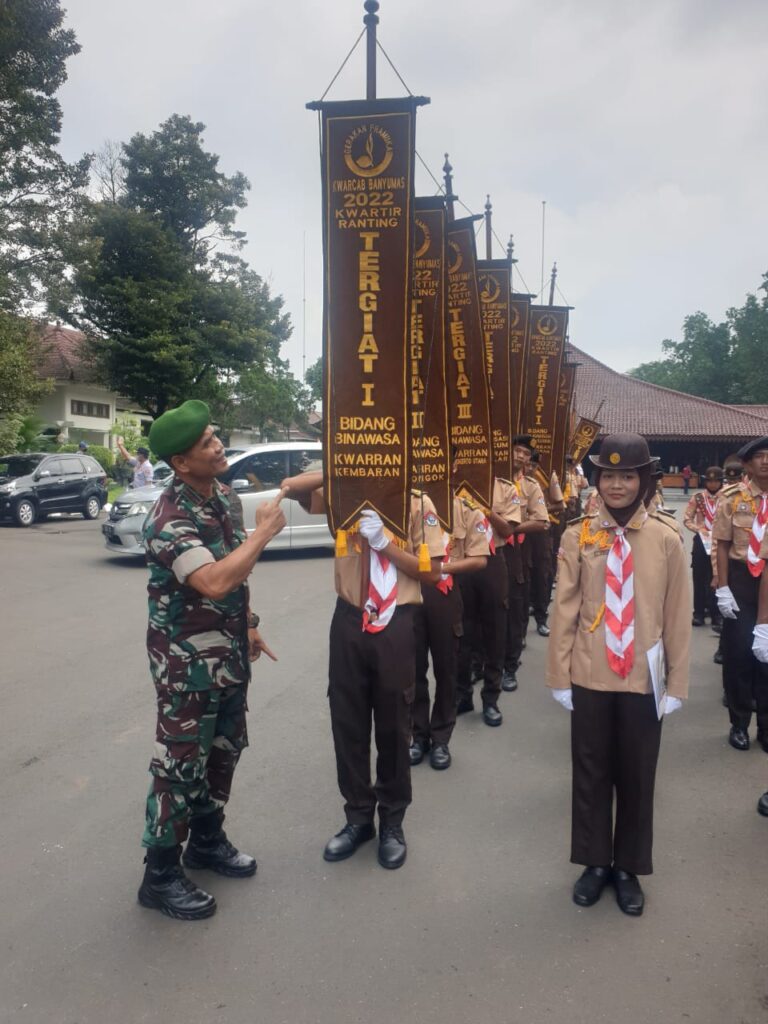 CINTA SANG KAPTEN UNTUK PRAMUKA CINTA SANG KAPTEN UNTUK PRAMUKA