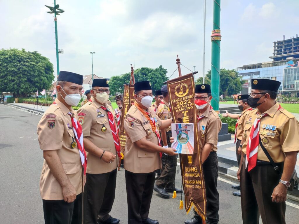 KWARRAN PURWOKERTO UTARA RAIH 5 PENGHARGAAN PADA APEL BESAR KWARCAB BANYUMAS