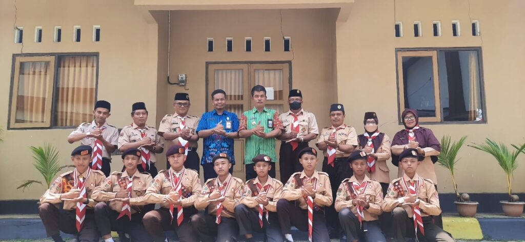 Kontingen LT III Kwarran Sumbang Diminta Miliki Filosofi Tawon Kontingen LT III Kwarran Sumbang Diminta Miliki Filosofi Tawon