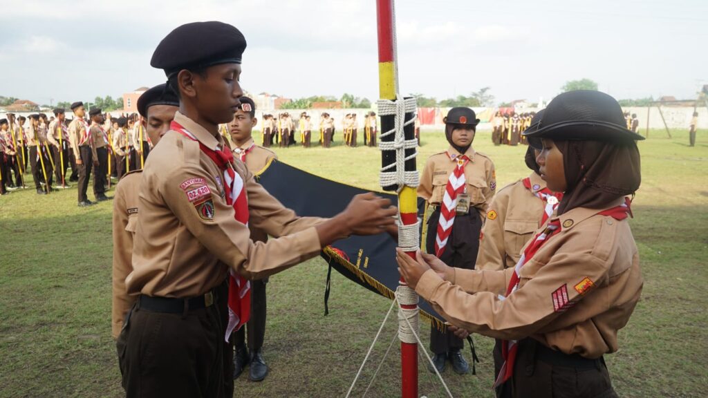 Persami MTsN 1 Banyumas Wujudkan Pramuka Pemberani dan Berprestasi Persami MTsN 1 Banyumas Wujudkan Pramuka Pemberani dan Berprestasi