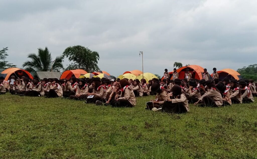 SMK Diponegoro 3 Kedungbanteng Gelar Scout Camp dalam Rangka Pelantikan Anggota Baru Ambalan.