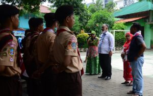 Regu Garuda dan Regu Dahlia Pangkalan SMPN 270 Kelapa Gading Dilepas Ikuti LT.III – Warta Pramuka
