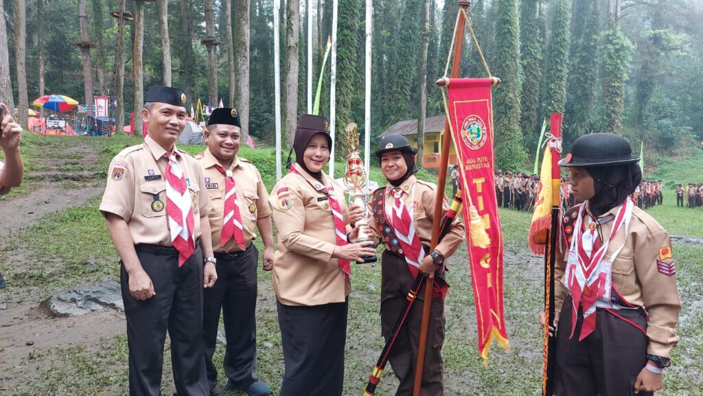 Jatayu Gadapati Cilongok dan Matahari Sumbang raih prestasi predikat Tinggi LT III Kwarcab Banyumas