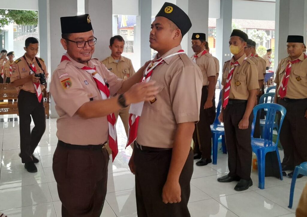 GUGUS DEPAN SMK NEGERI KARANGPUCUNG SELENGGARAKAN KMD MANDIRI GOLONGAN PENEGAK GUGUS DEPAN SMK NEGERI KARANGPUCUNG SELENGGARAKAN KMD MANDIRI GOLONGAN PENEGAK