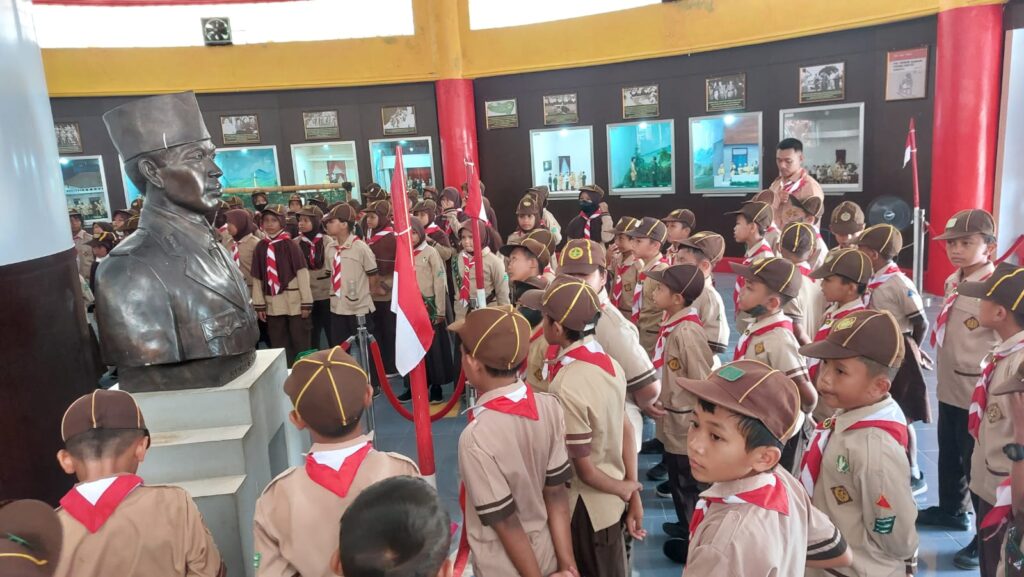 Kembangkan Jiwa Patriotisme Pramuka Siaga, Wisata Siaga di Gelar di Museum Panglima Besar Jenderal Soedirman Kembangkan Jiwa Patriotisme Pramuka Siaga, Wisata Siaga di Gelar di Museum Panglima Besar Jenderal Soedirman