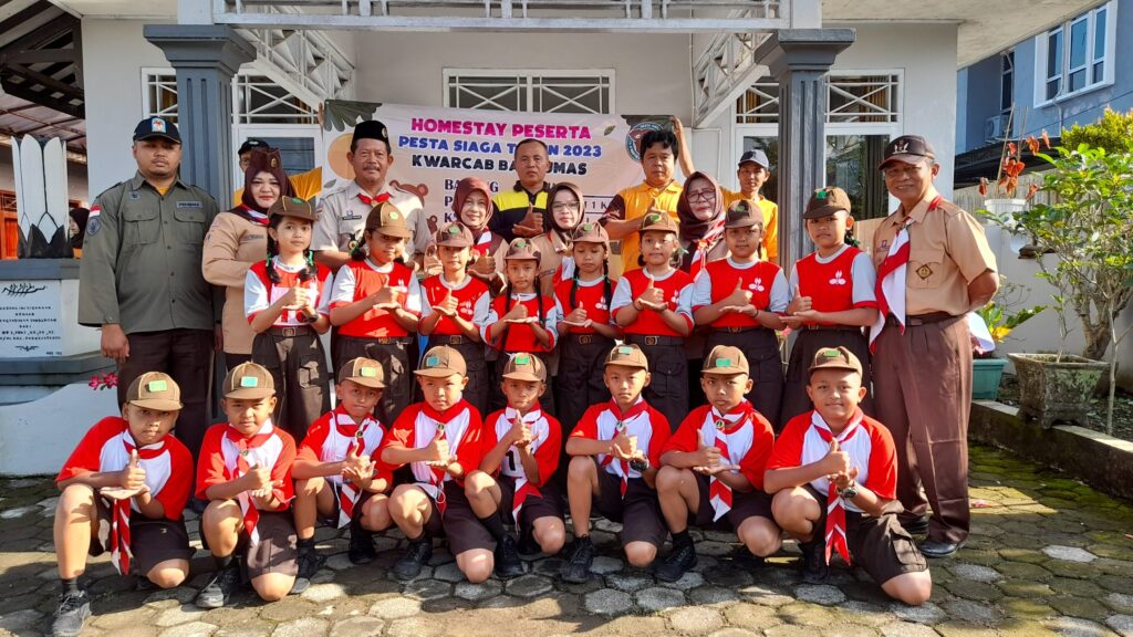 Mabiran Purwojati Melepas Kontingen Pesta Siaga