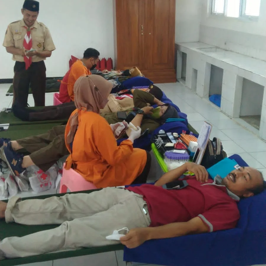 RATUSAN PRAMUKA SIAGA “SERBU” SMP N 2 TOROH RATUSAN PRAMUKA SIAGA “SERBU” SMP N 2 TOROH