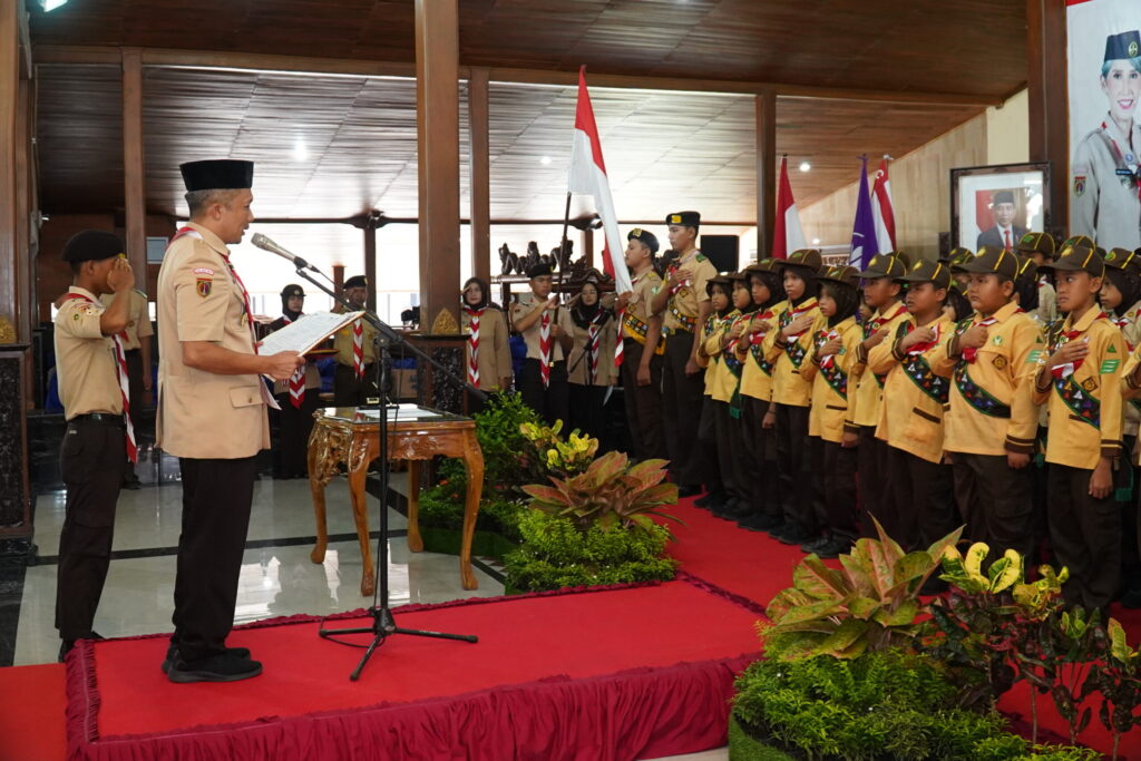 Puluhan Pramuka Garuda Resmi dikukuhkan ketua kwarcab cilacap