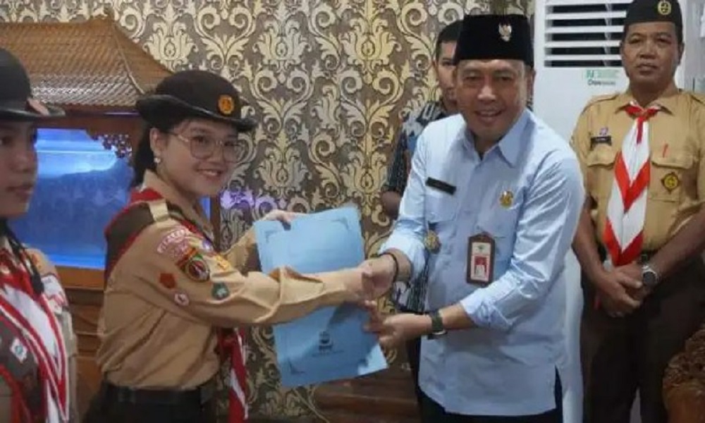 Pj. Bupati Jepara Lepas Kontingen LT V dan Jambore Dunia Korea Selatan Tahun 2023 Pj. Bupati Jepara Lepas Kontingen LT V dan Jambore Dunia Korea Selatan Tahun 2023