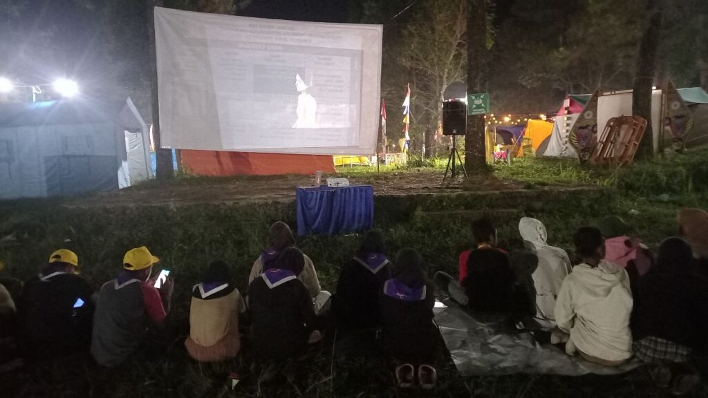 Perwakilan Peserta PPBK Mengikuti Kegiatan Pemutaran Film Edukasi