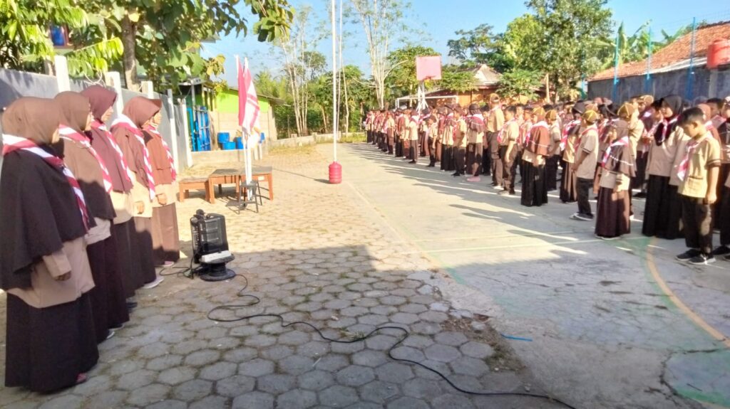 Asyiknya Persari Pramuka Penggalang SD Terpadu Putra Harapan Purwokerto – KWARCAB BANYUMAS