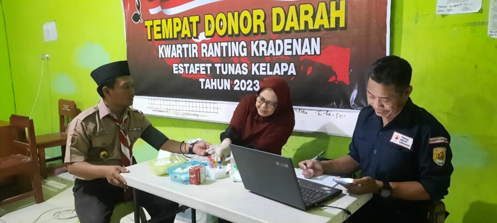 DONOR DARAH PADA ESTAFET TUNAS KELAPA LAMPAUI TARGET DONOR DARAH PADA ESTAFET TUNAS KELAPA LAMPAUI TARGET