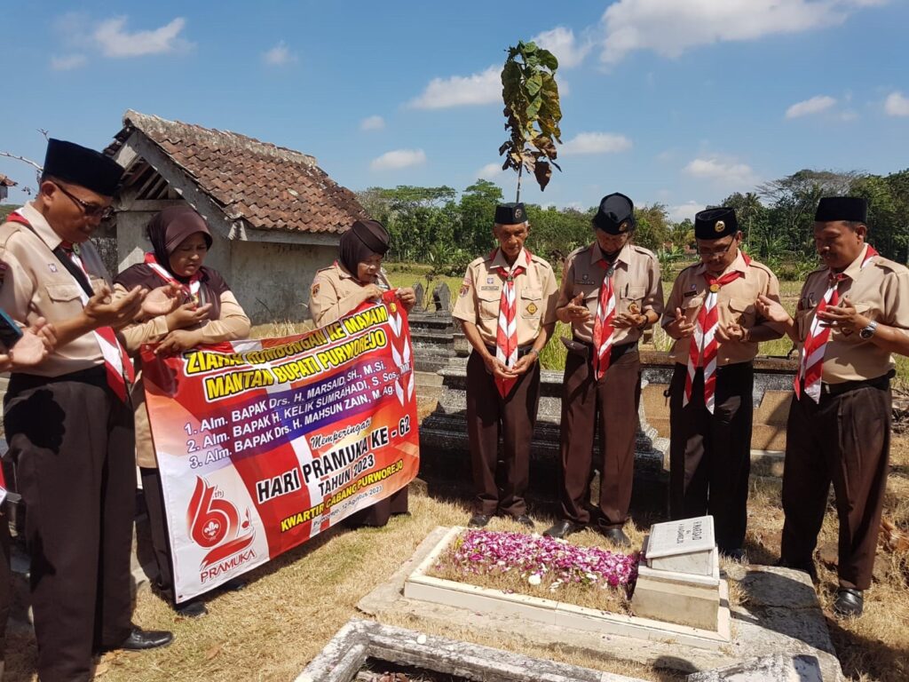 Kwarcab Ziarah di Tiga Makam Mantan Bupati Purworejo