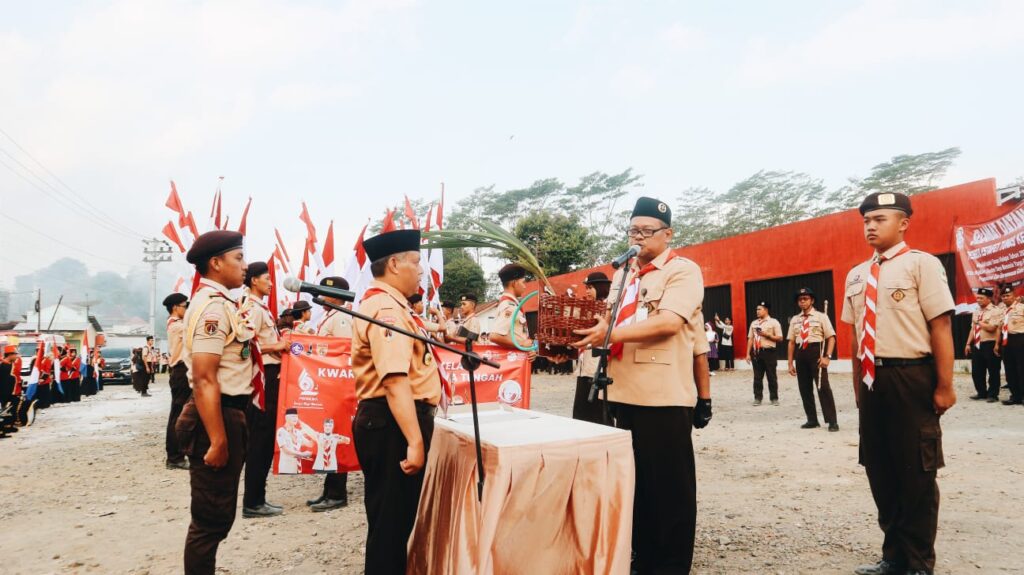 Pramuka Banjarnegara Terima Estafet Tunas Kelapa dari Wonosobo – Pramuka Banjarnegara