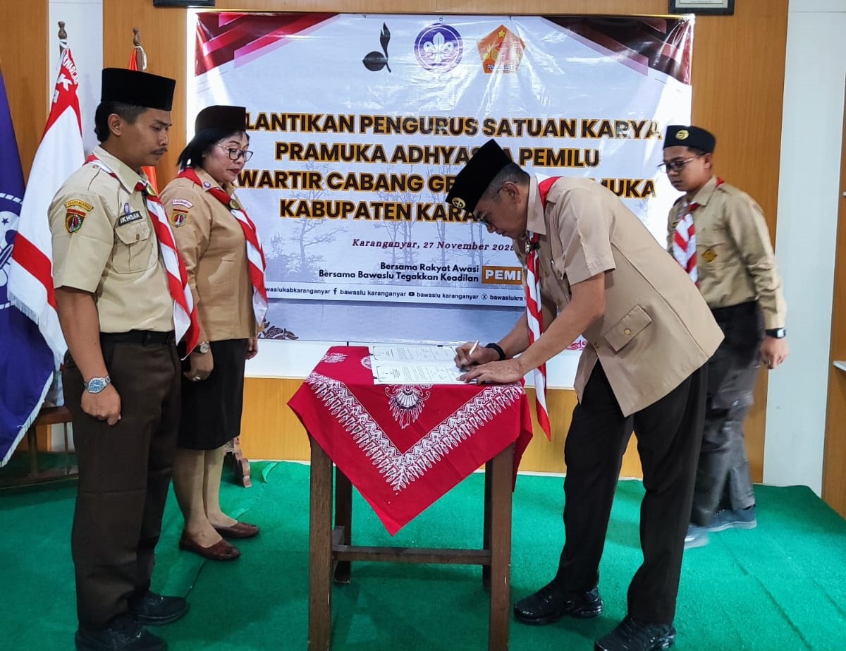 Pengurus Saka Adhyasta Pemilu Karanganyar Dilantik