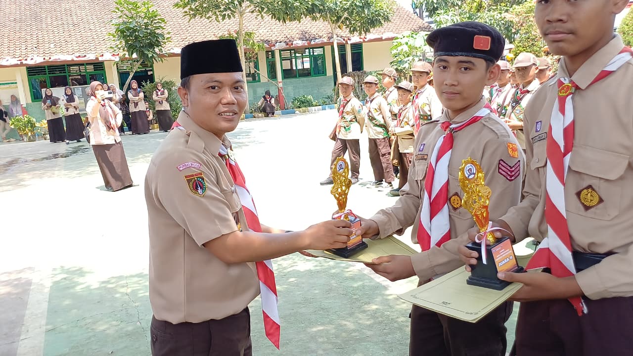Gelar Persari dengan Tema Generasi Unggul Penjaga Satya Darma: Cerita Kesiapan 116 Calon Pramuka Garuda Kertanegara di SDN 2 Kasih*